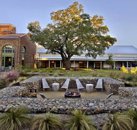 Cavalry Court by Valencia Hotel Group - Accommodation Texas