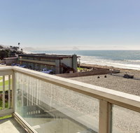 Cayucos Beachfront Condo with Stunning Water Views - Accommodation Texas