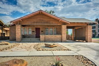 Central Home 1 Mi to Texas Tech  by Dtwn Lubbock Accommodation Texas