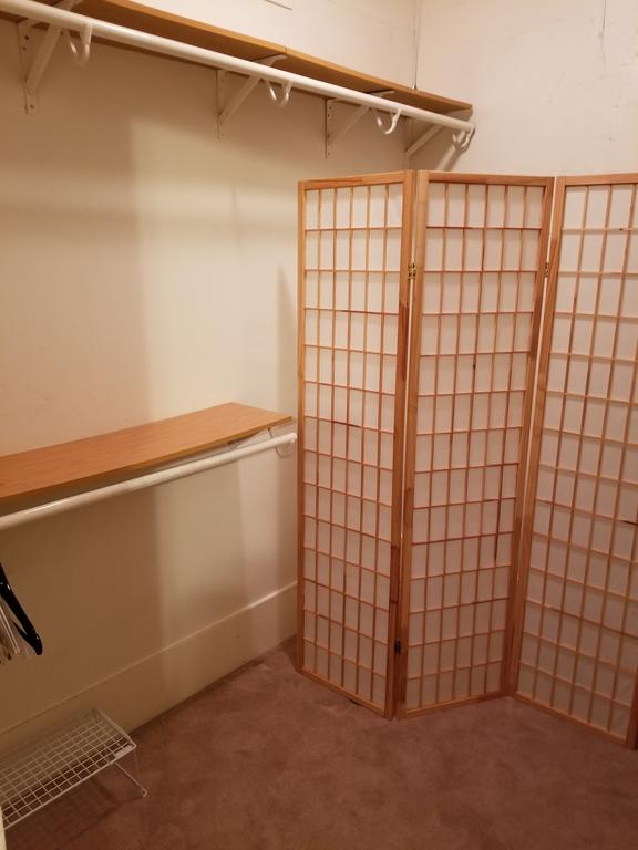 Charming Home 5 Min To Downtown - thumb 3