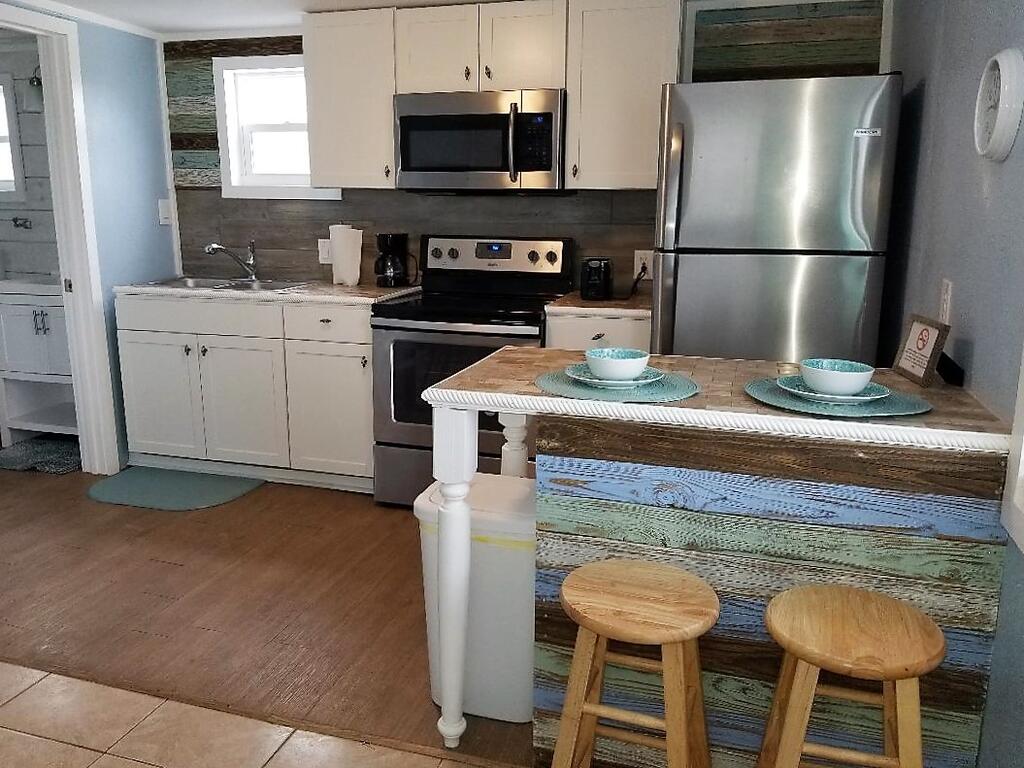 Coastal Retreat 3 (Lil Bit Of Heaven) - thumb 3