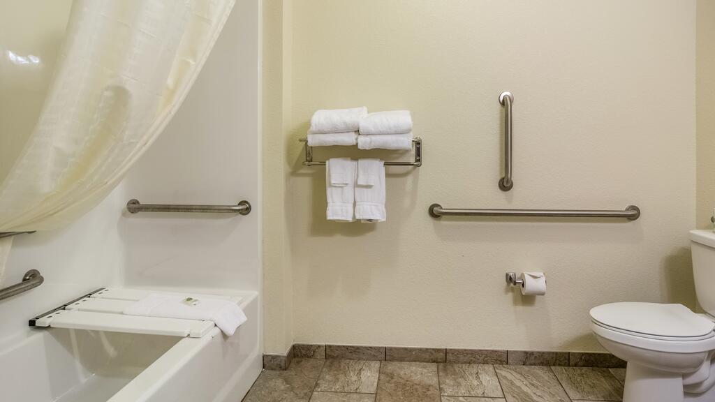 Cobblestone Hotel & Suites - Andrews - thumb 3