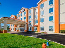 Comfort Inn & Suites Maingate South