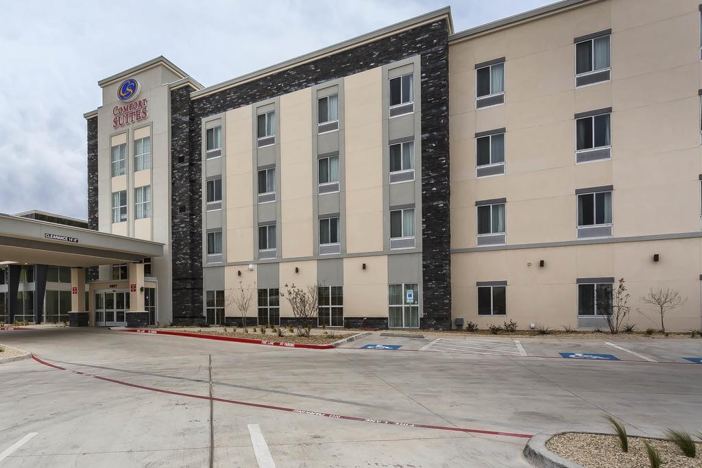 Comfort Suites - University - thumb 3