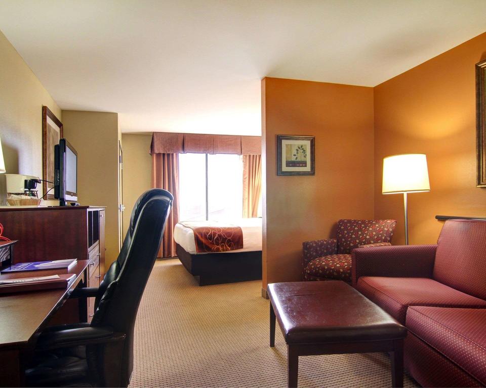 Comfort Suites El Paso West - thumb 1