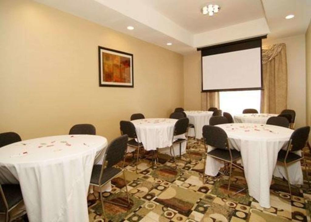 Comfort Suites Fort Stockton - thumb 1