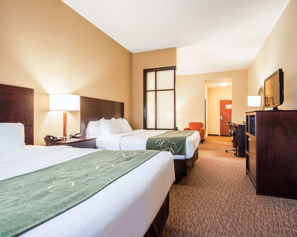 Comfort Suites Pecos - thumb 2