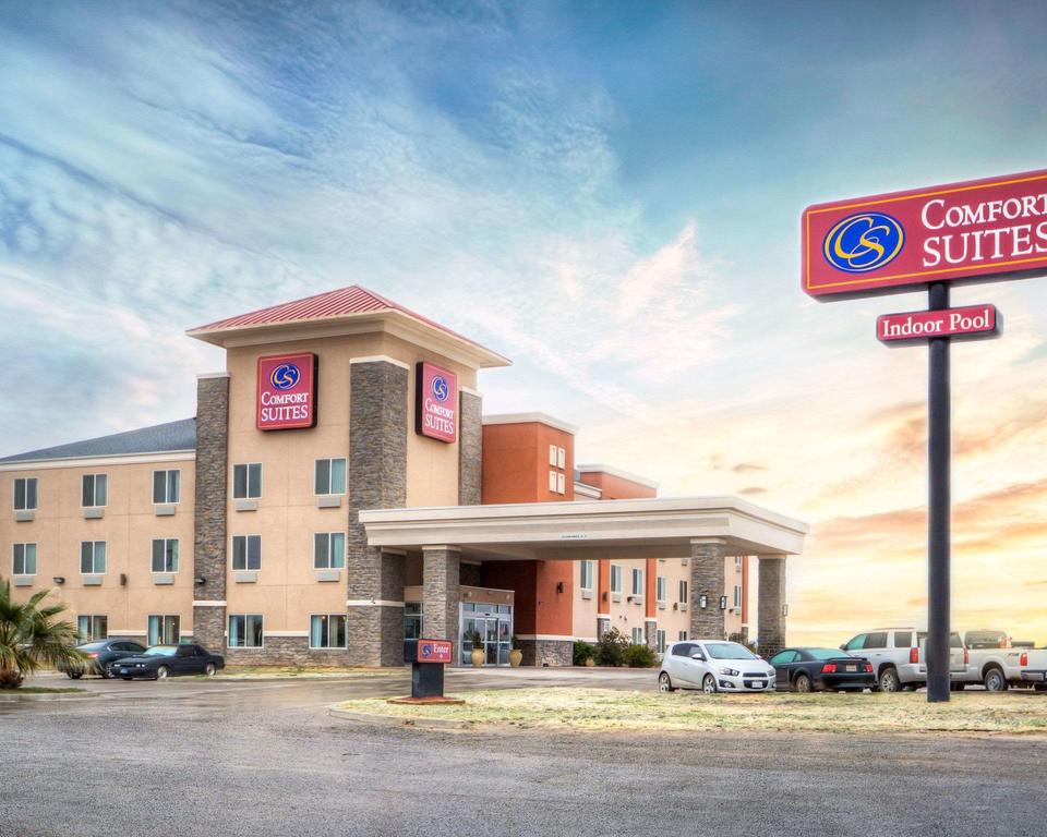 Comfort Suites Pecos - thumb 0