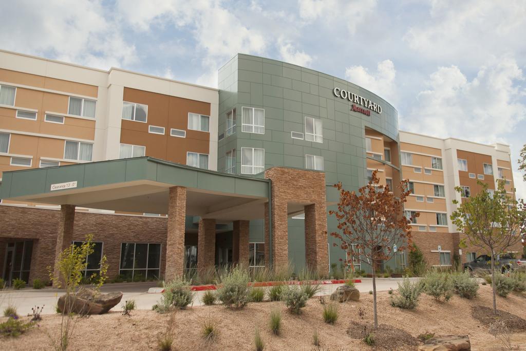 Courtyard By Marriott Houston Springwoods Village - thumb 0