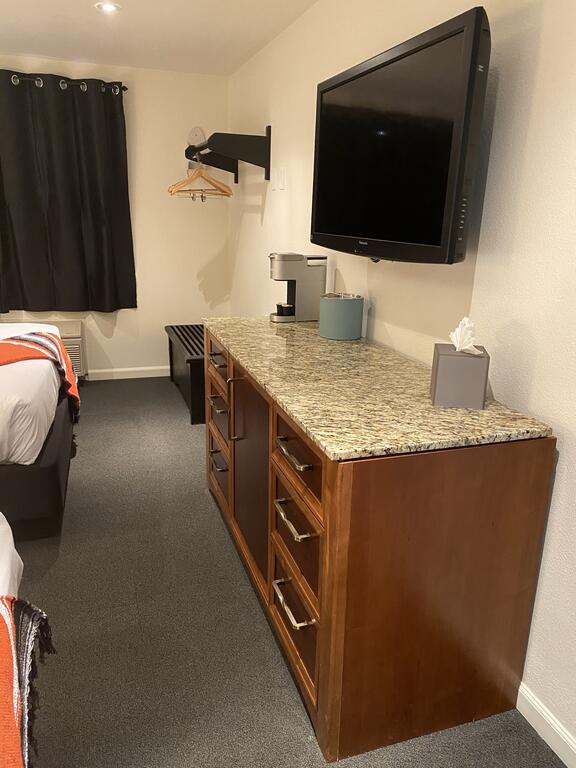 Coyote South - thumb 2