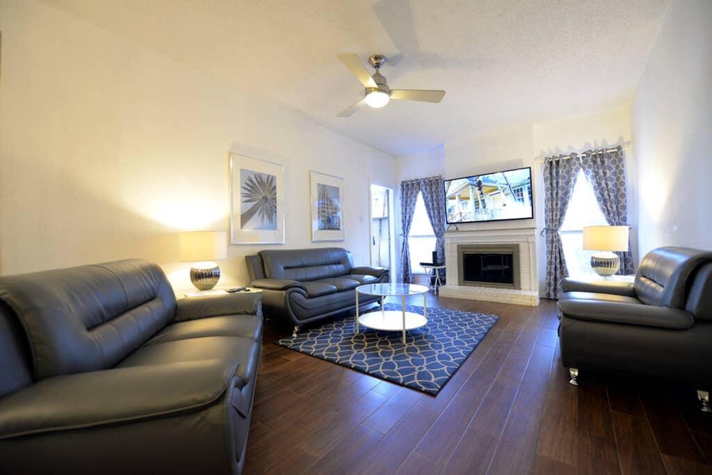 Cozy And Clean 2 Bedroom 2 Bath Entire Apartment - thumb 2