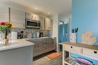 Cozy Aviation Style Lake View Condo  The Shores Accommodation Texas