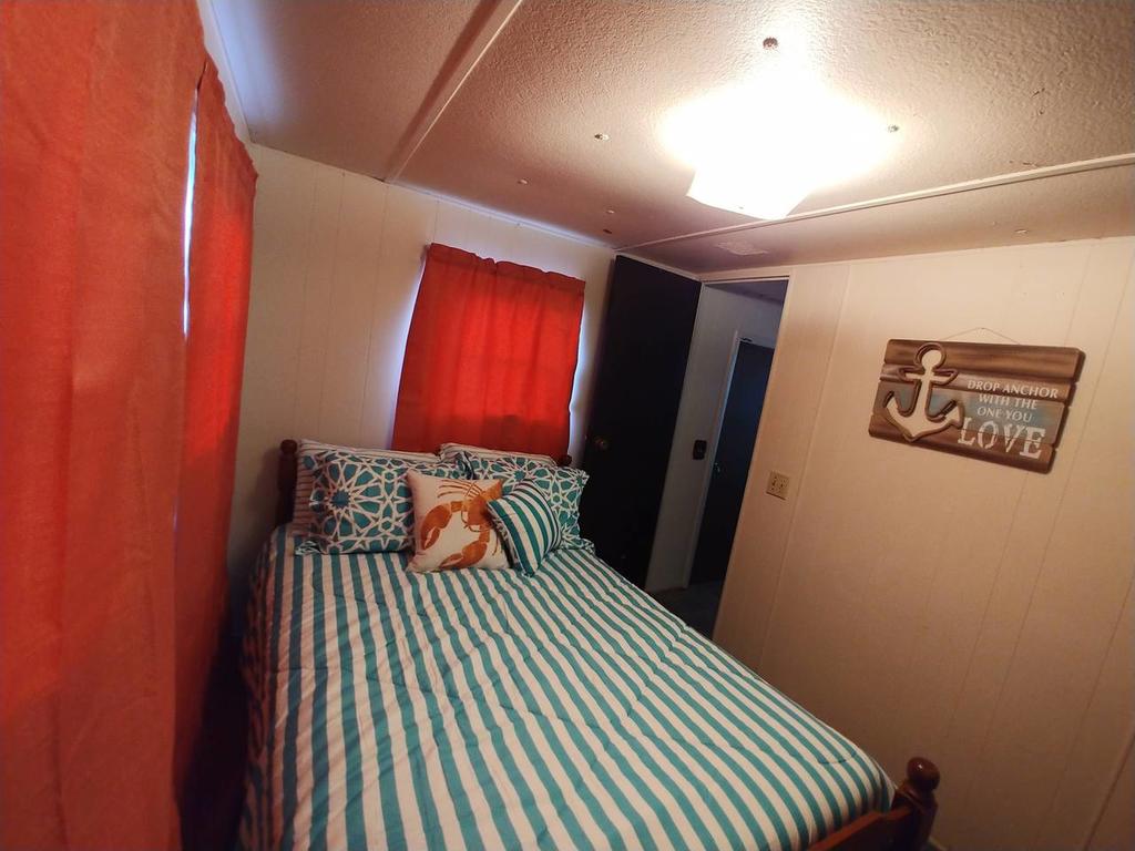 Cute 2 Bd Home Near Lake Bob Sandlin Dogs Welcome! - thumb 1