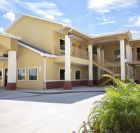 Days Inn  Suites by Wyndham Gonzales - Accommodation Texas