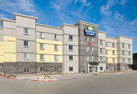 Days Inn  Suites by Wyndham Lubbock Medical Center Accommodation Texas
