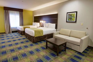 Days Inn & Suites By Wyndham Port Arthur