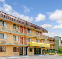 Days Inn by Wyndham El Paso Airport East - Accommodation Texas