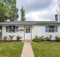 Deer Trail Ranch White Home - Accommodation Texas