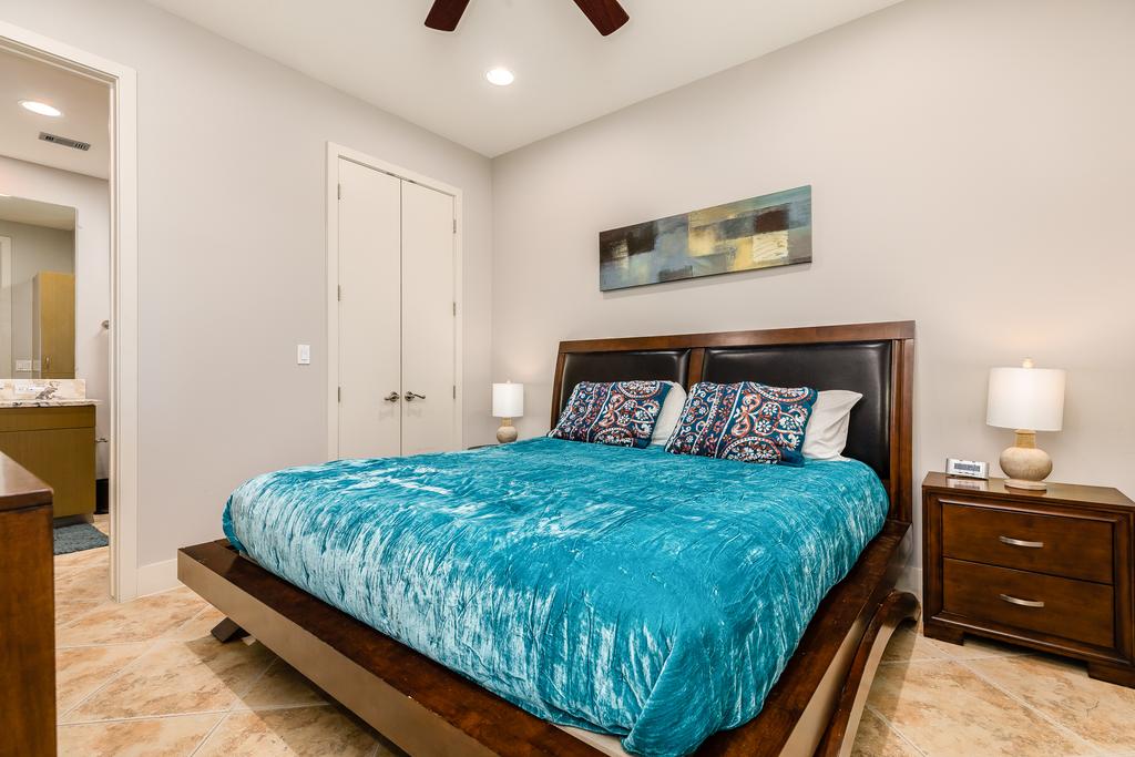 Diamond Beach Condos - thumb 1
