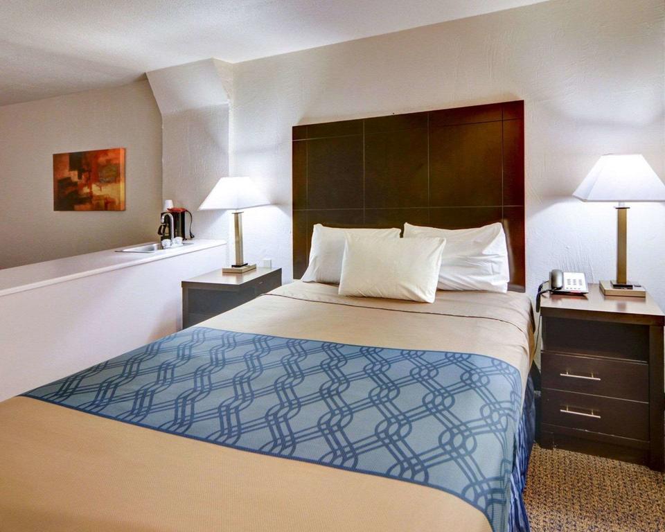 Econo Lodge Inn & Suites Lewisville I-35 - thumb 3