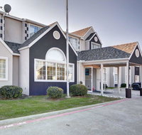 Econo Lodge Inn  Suites Lewisville I-35 - Accommodation Texas