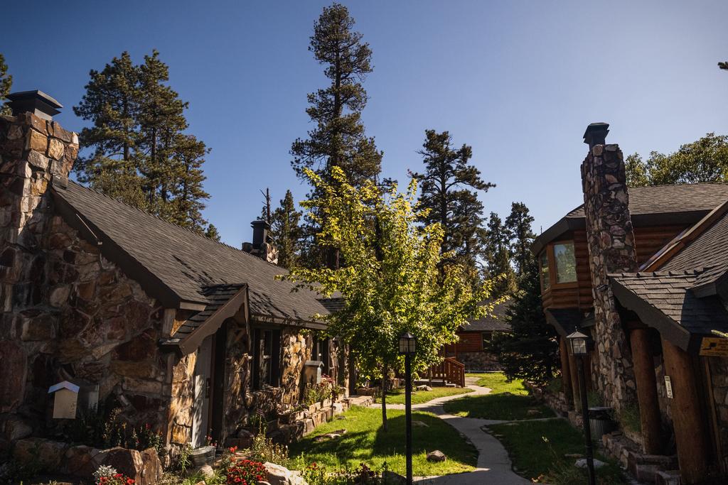 Embers Lodge & Cabins - thumb 0