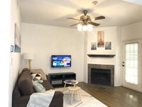 Entire private condo apartment with covered parking and 600mps internet wifi speed Accommodation Texas