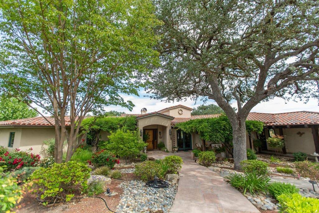 Family Friendly Ranch With Pool - thumb 0