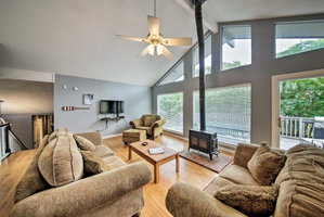 Family Home With Deck & BBQ, 2mi To Lake Travis