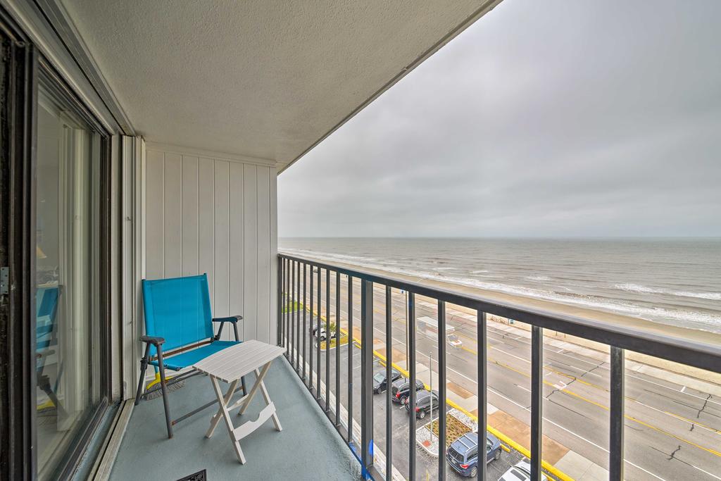 Galveston Beachfront Condo With Stunning Ocean Views! - thumb 2