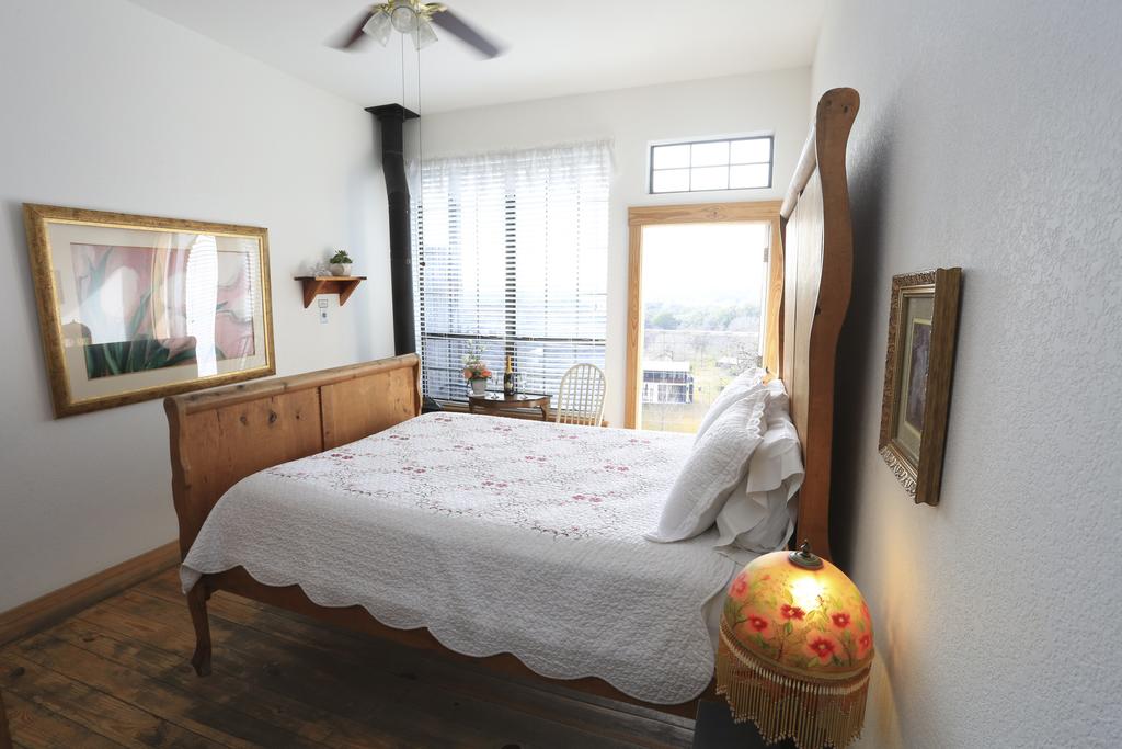 Gruene River Inn - thumb 1