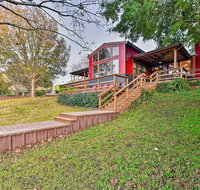 Guadalupe Riverfront Duplex with Deck and Private Dock - Accommodation Texas