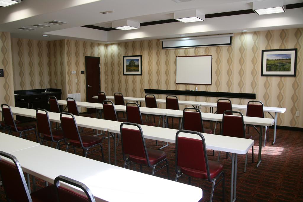 Hampton Inn & Suites Brenham - thumb 3