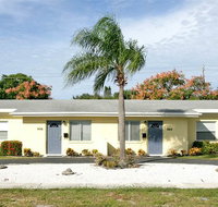 Harbor Duplex 3 Bedrooms Walk to Beach WiFi Sleeps 8 Walk to Beach - Accommodation Texas