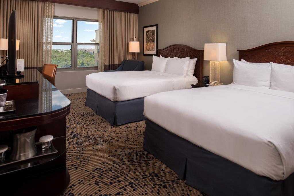 Hilton San Antonio Hill Country - thumb 3