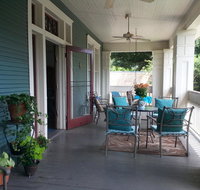 Historic Holle House Second Floor Space sleeps six - Accommodation Texas