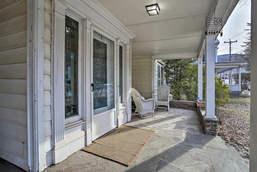 Historic House With Record Player, Walk To Dtwn! - thumb 0