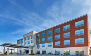 Holiday Inn Express & Suites - Brenham South
