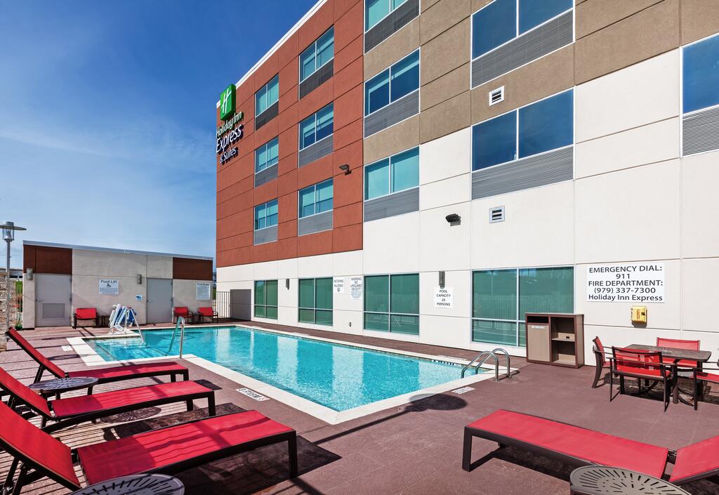 Holiday Inn Express & Suites - Brenham South - thumb 3