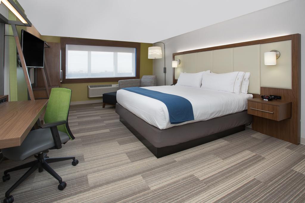 Holiday Inn Express & Suites - Brenham South - thumb 1