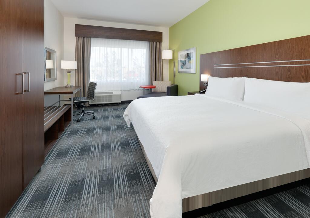 Holiday Inn Express & Suites - Farmers Branch - thumb 1