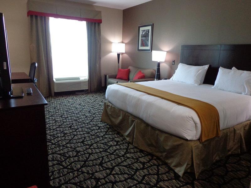 Holiday Inn Express And Suites Lubbock South - thumb 1