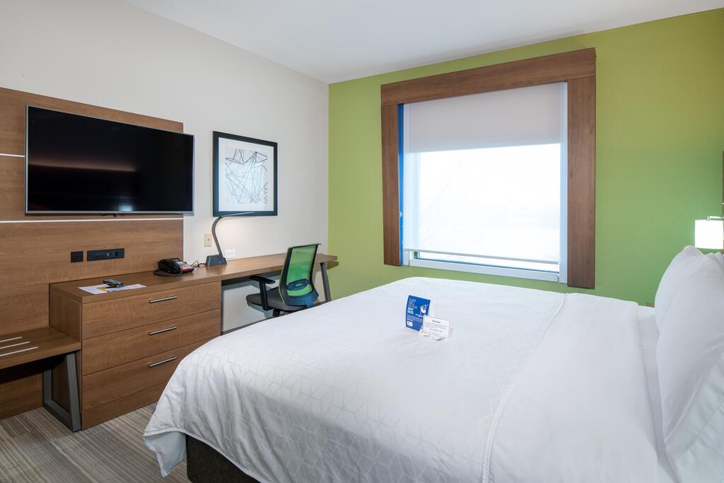 Holiday Inn Express Hotel & Suites Dallas South - DeSoto - thumb 1