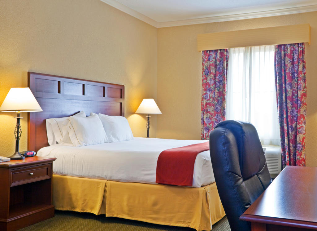 Holiday Inn Express Of Salado-Belton - thumb 1