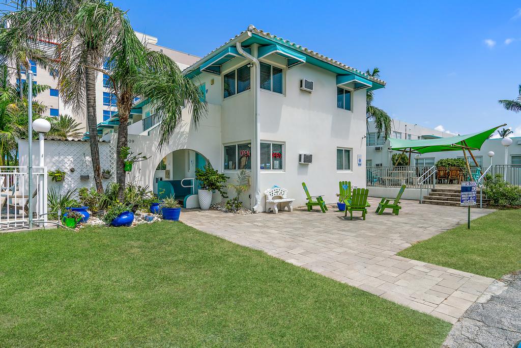 Hollywood Beachside Boutique Suite - thumb 3