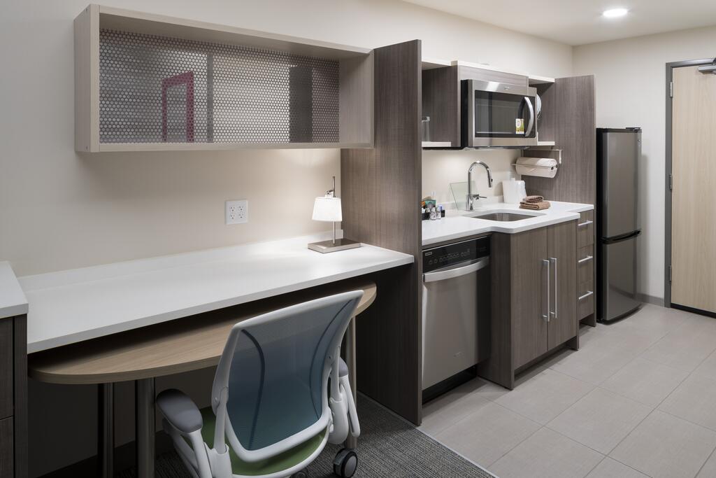 Home2 Suites By Hilton Cape Canaveral Cruise Port - thumb 1