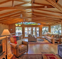 Inverness House w/Views of Tomales Bay - Accommodation Texas