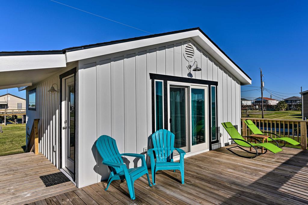 Inviting Studio -  Mile To Surfside Beach! - thumb 2