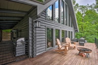 Jasper Cabin with Deck  Blue Ridge Mtn Views Accommodation Texas