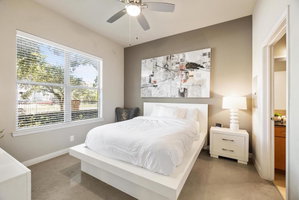 Kasa Houston Uptown Apartments
